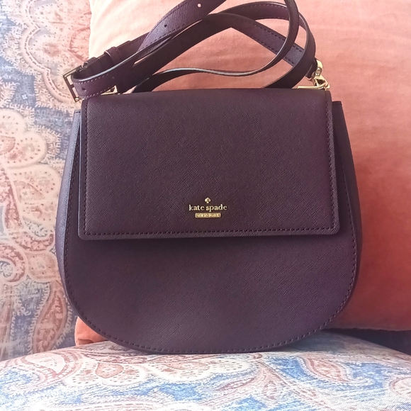 kate spade Handbags - Kate Spade crossbody
